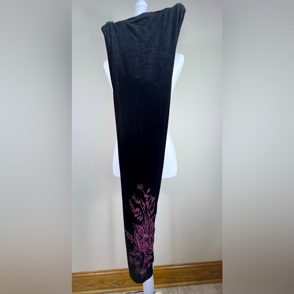 Johnny Was Workshop Black Velvet Floral Embroidered Leggings, Size Small